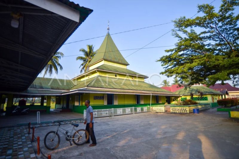 Surau tuo Taram di Limapuluhkota