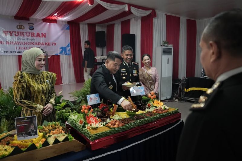 Bupati Samsul Rizal apresiasi Polres HST momen Hari Bhayangkara ke-79