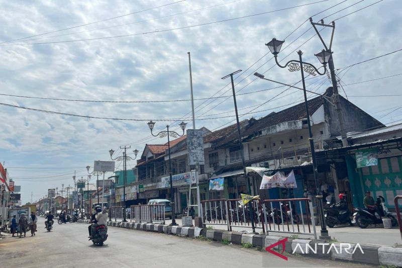 Pemkab Cirebon fokus tata kawasan Trusmi menjadi destinasi wisata