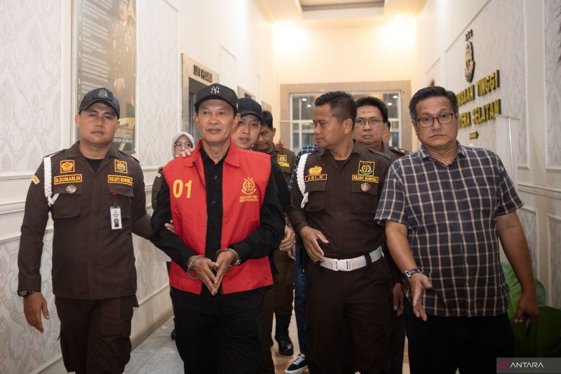 Wali Kota Palembang Harnojoyo ditetapkan sebagai tersangka