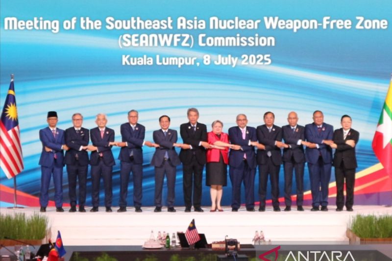 Menteri-menteri luar negeri ASEAN