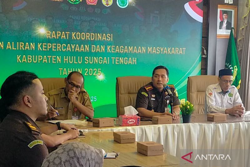 Tim Pakem HST tindaklanjuti dugaan aliran sesat "Tamat Sembahyang" di Desa Jaranih