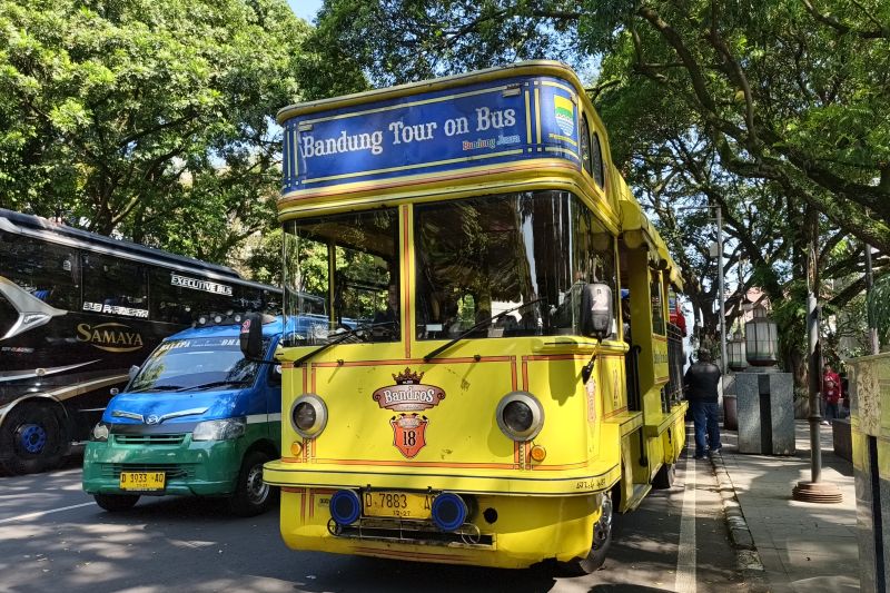Bus Bandros diminati wisawatan selama liburan