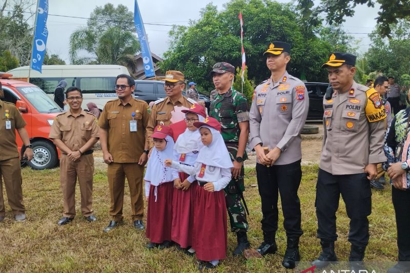 Warga Desa Kasiau Raya Tabalong keluhkan kualitas rendah jalan