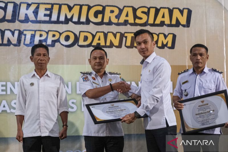Pembentukan desa binaan Imigrasi cegah TPPO dan TPPM di Konawe