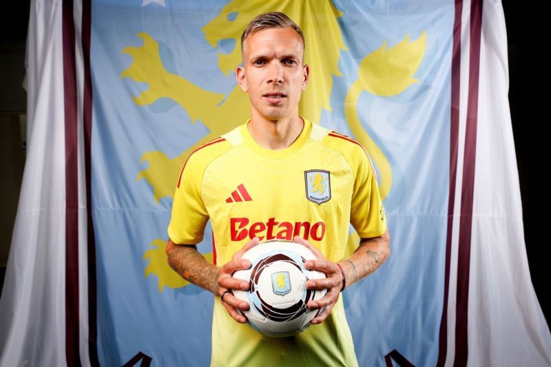 Aston Villa mendapatkan Marco Bizot dari Prancis