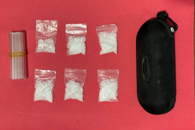 Warga Bangun Sari temukan 26,1 gram sabu di kotak kacamata