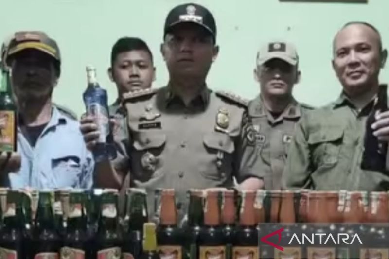 Satpol PP Cianjur gencarkan razia dan penertiban miras secara acak