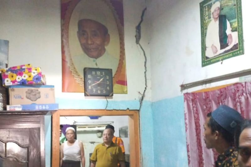 Rumah rusak akibat gempa bumi di Probolinggo bertambah