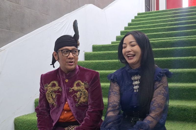 Andre Taulany dan Hesti Purwadinata akan membintangi film terbaru 