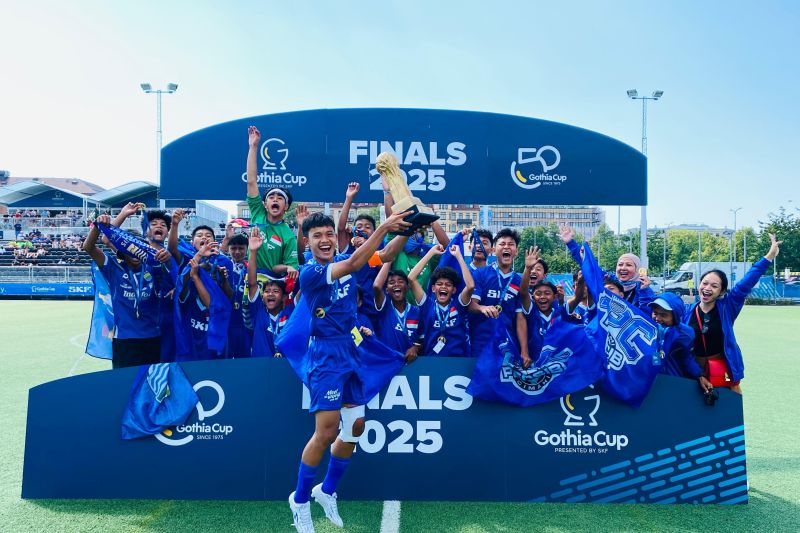 Tim Akademi Persib Cimahi All Stars berhasil menjuarai Gothia Cup 2025 di Swedia