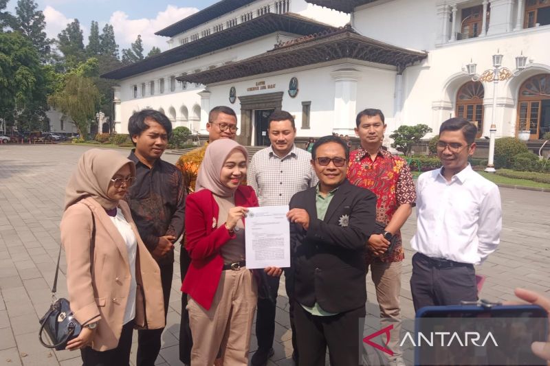 Aktivis Neni Nur Hayati tuntut Dedi Mulyadi minta maaf