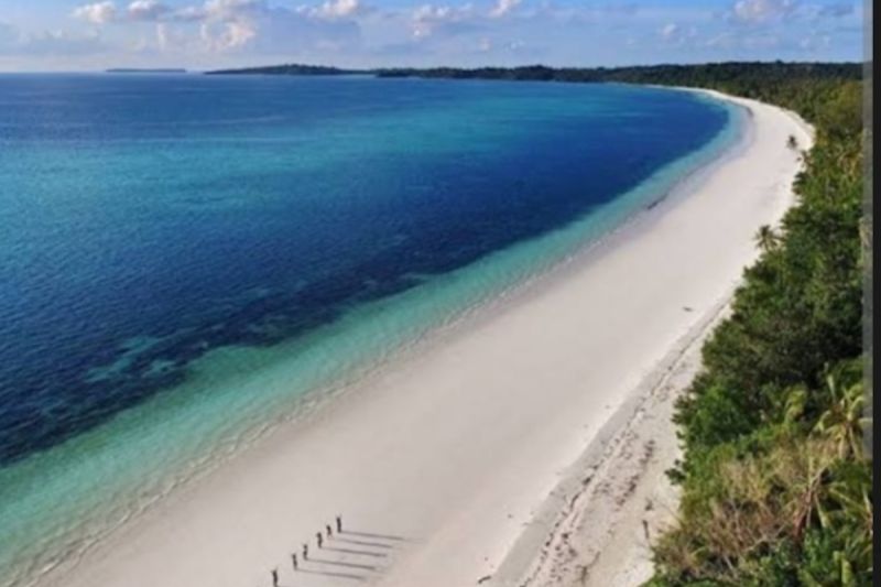 Pemkab tegaskan Pantai Ngurbloat dengan pasir terhalus ada di Maluku Tenggara