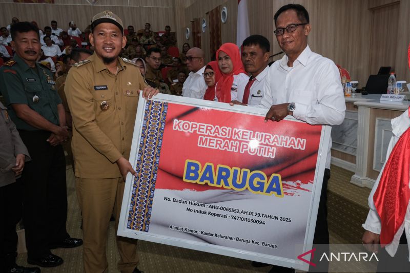 Peluncuran 65 koperasi merah putih di Kendari