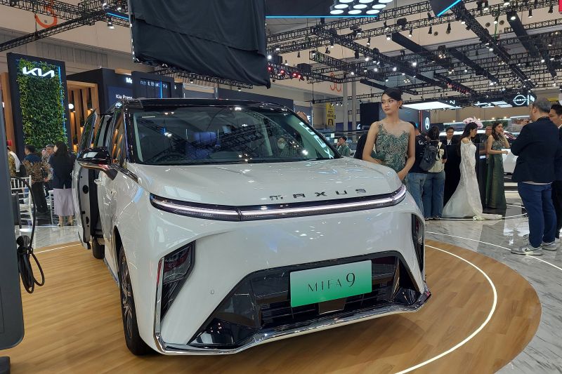 Maxus resmi meluncurkan harga baru Mifa7 dan Mifa9 di GIIAS 2025