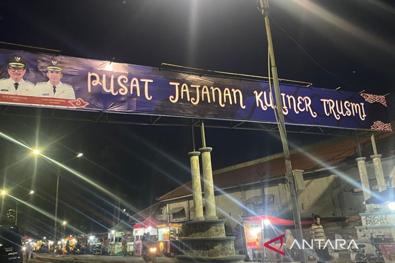 Pemkab Cirebon menghidupkan kawasan kuliner Trusmi untuk kegiatan wisata