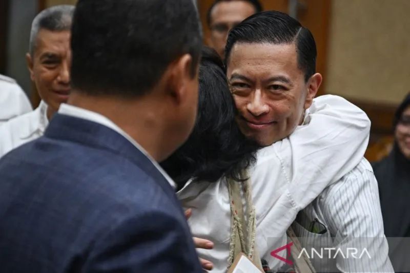 Tom Lembong bebas malam ini usai terima abolisi