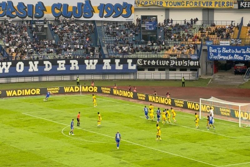 Kemenangan Persib Bandung 2-0 atas Semen Padang BRI Liga 1 2025/2026