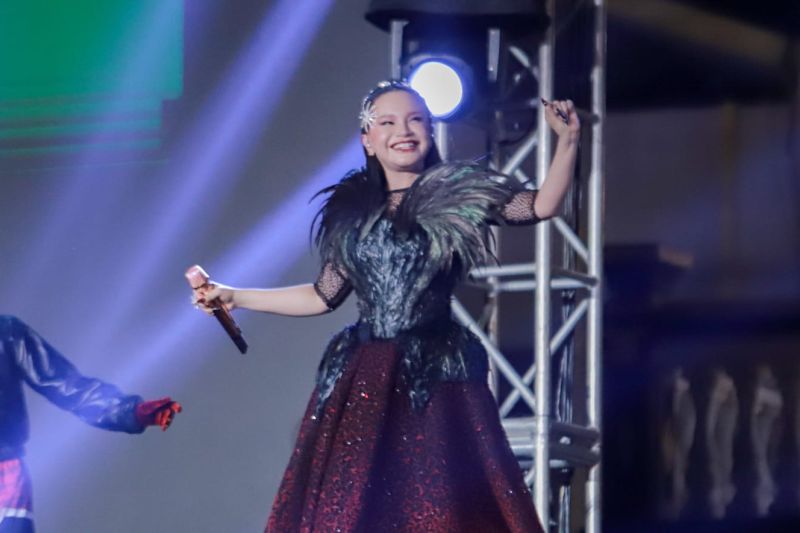 Penampilan Rossa, atraksi kembang api Jepang tutup Artwear JFC 2025