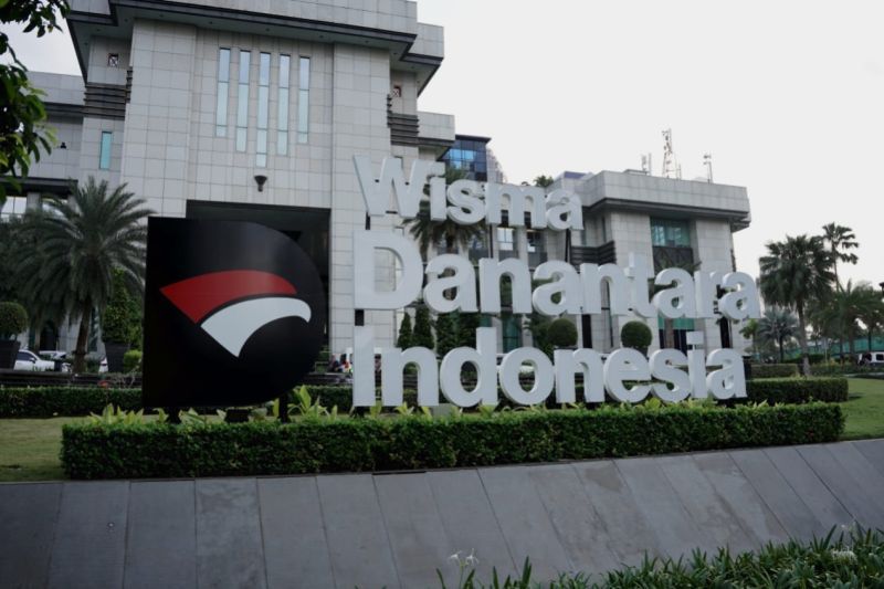 Pengamat: Reinvestasi keuntungan BUMN dorong pertumbuhan ekonomi