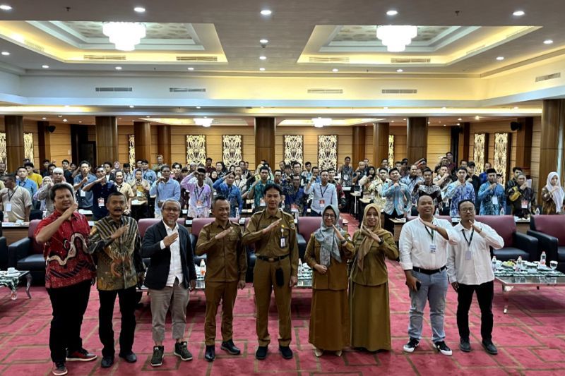 Pelatihan panen dan pascapanen sawit oleh BPDP diikuti puluhan peserta