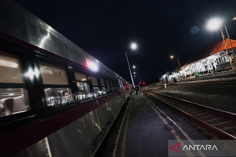 Jadwal & Harga Tiket Kereta Api Bandung-Jakarta