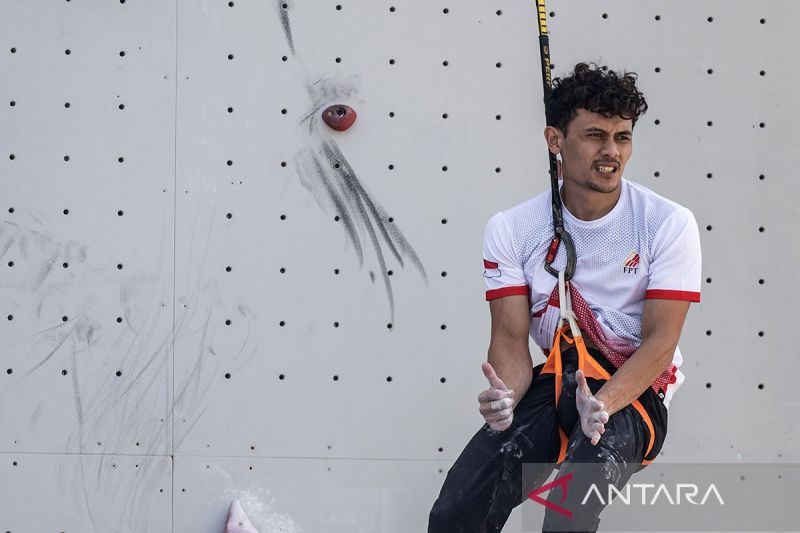 Kualifikasi AG 2026 - Sembilan atlet panjat tebing speed berjuang