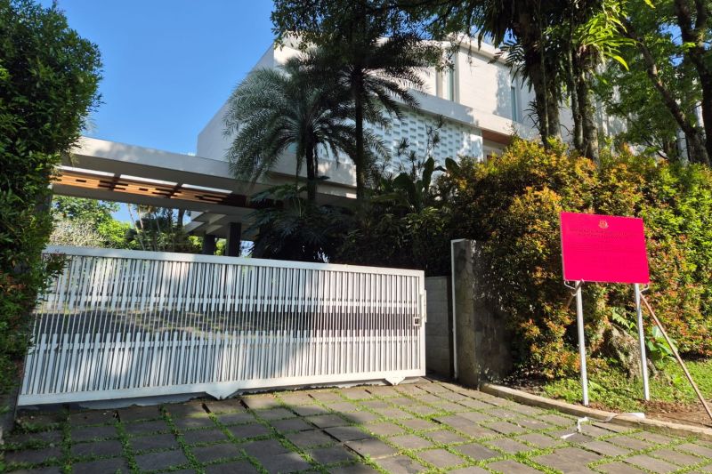 Hukum kemarin, red notice Riza Chalid sampai Komisi Reformasi Polri