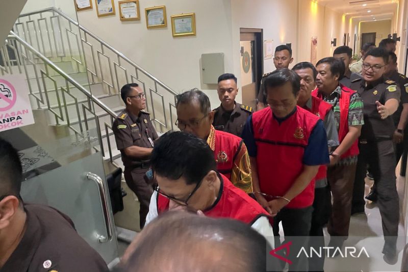 Kadispora Cirebon dan Kacab Bandung PT Bina Karya jadi tersangka pembangunan gedung Setda
