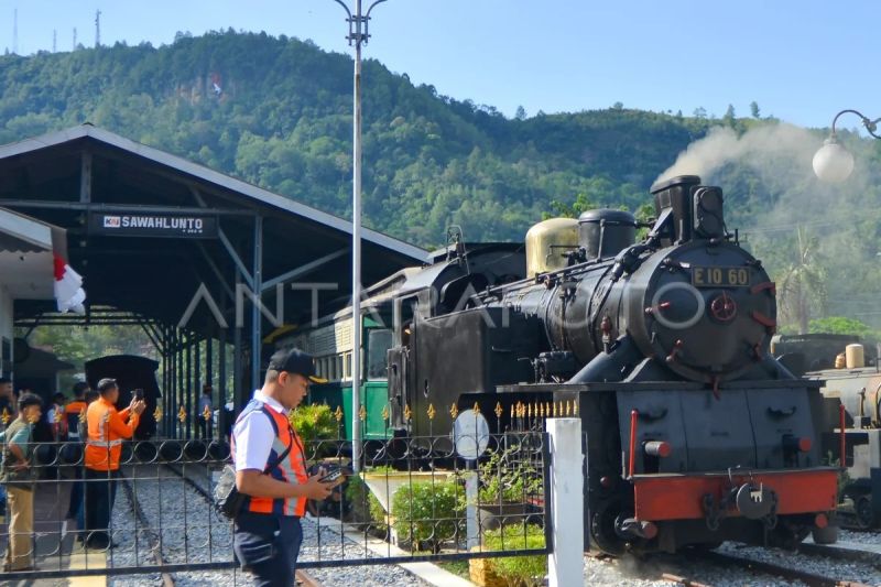 Penggunaan lokomotif Mak Itam untuk wisatawan