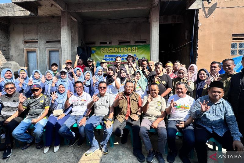 DLH Cianjur menargetkan setiap kelurahan dan desa miliki bank sampah