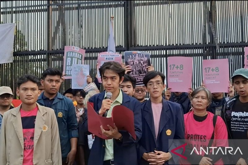 Spektrum - Piknik ala Unpad dan tuntutan 17+8 aliansi masyarakat sipil