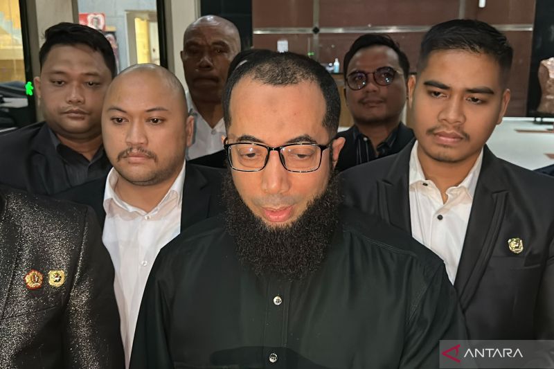 KPK sebut uang yang disita dari Khalid Basalamah bukan suap