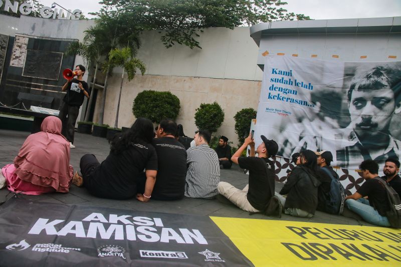 Aksi Kamisan di Tugu Yogyakarta