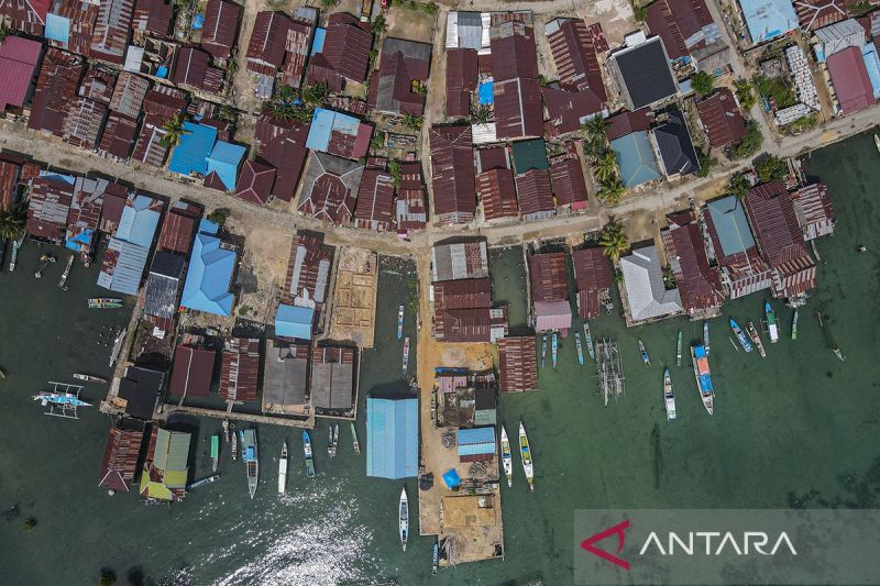 Kemarin, impor BBM AS sampai progres kampung nelayan merah putih