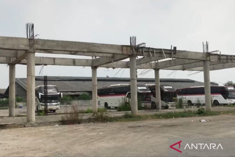 Warga keluhan proyek mangkrak Terminal Kalijaya Cikarang