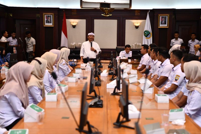Sekda Jabar minta lulusan IPDN menjadi pimpinan tangguh tengah tantangan