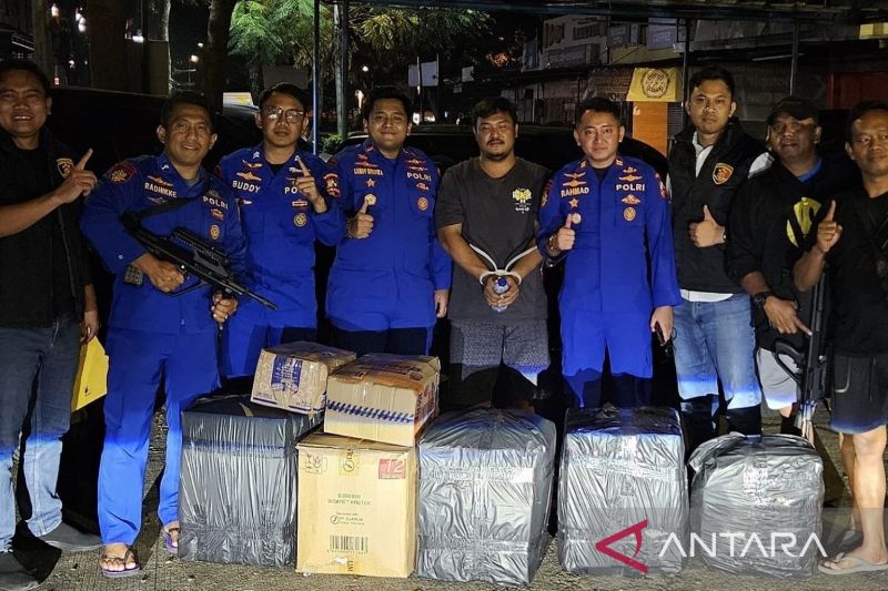 Polisi menggagalkan penyelundupan 44 ribu BBL dari Cidaun Cianjur