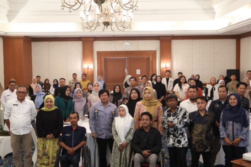 Disnaker Cirebon menggandeng FKDC untuk perkuat program inklusif