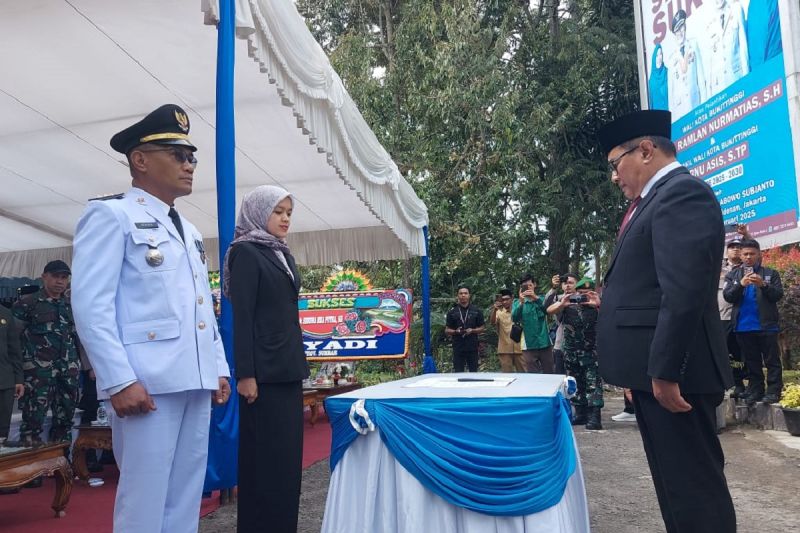 Wako Ramlan pimpin Sertijab Camat ABTB Bukittinggi - ANTARA Sumbar