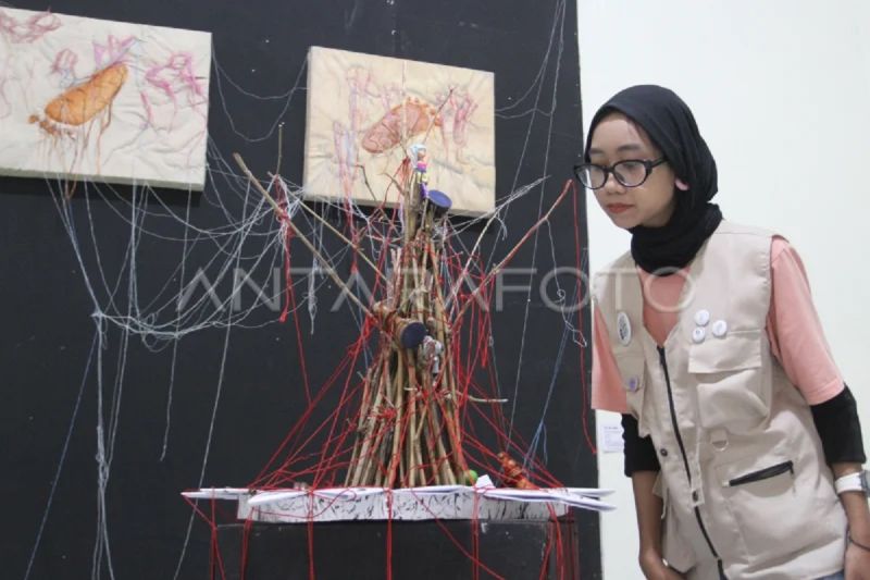 Pameran seni bertajuk Nyambung