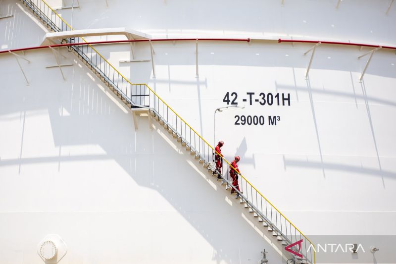 Pertamina selesaikan pembangunan empat tangki baru di Kilang Balongan Indramayu