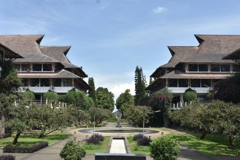 16 Dosen ITB Masuk Daftar 2 persen Saintis Terbaik Dunia 2025, berikut namanya!