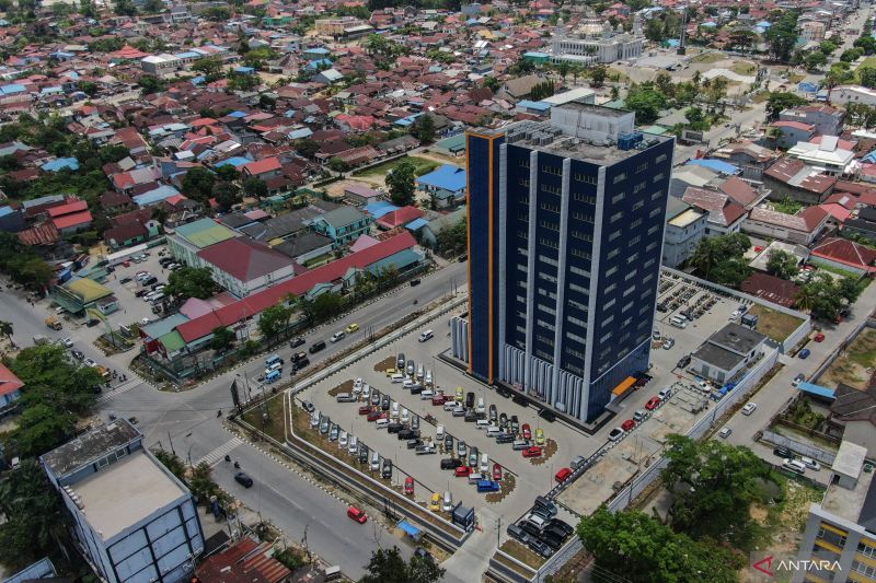 Peresmian operasional Bank Sultra Tower di Kendari
