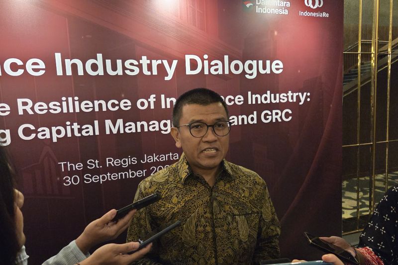 Indonesia Re nilai pelemahan rupiah tak pengaruhi premi asuransi