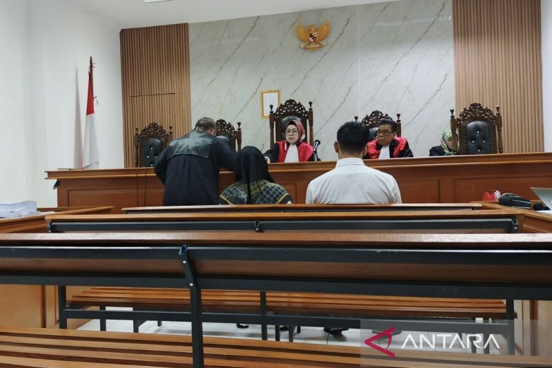 Bisma & Sri Devi divonis 7 tahun penjara korupsi Bandung Zoo: wajib kembalikan uang Rp25 miliar