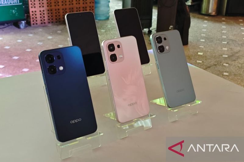 Ponsel OPPO A6 Pro bisa dipakai isi daya perangkat lain seperti powerbank