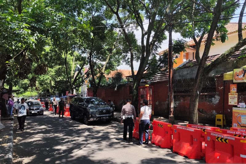 Bikin geram! wisatawan bayar tarif parkir Rp30 ribu di Balonggede, ini penjelasan Dishub Bandung