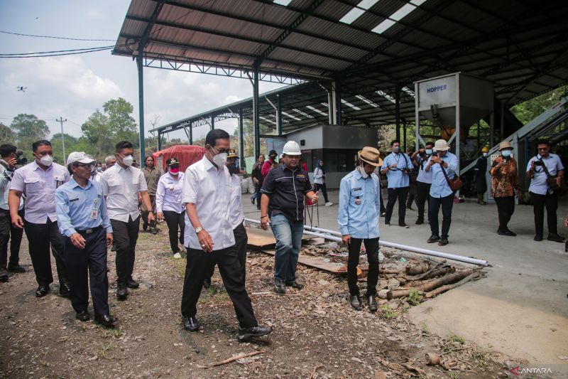 Kunjungan Gubernur D.I. Yogyakarta Sri Sultan HBX di ITF Bawuran