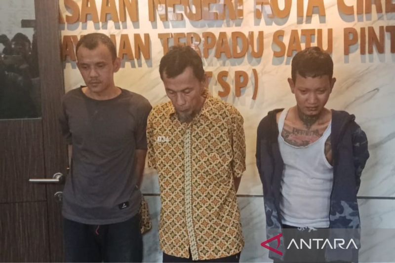 Drama kabur dari Pengadilan Cirebon! 3 tahanan tertangkap di warung soto, 1 buron